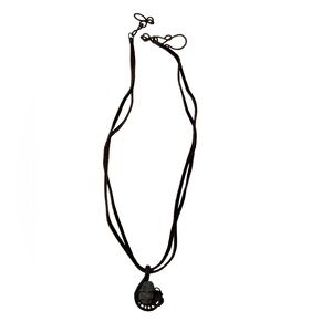 Elegant Black Pendant Necklace